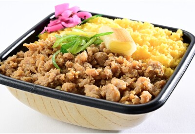 鶏そぼろ弁当【DODAのお弁当】