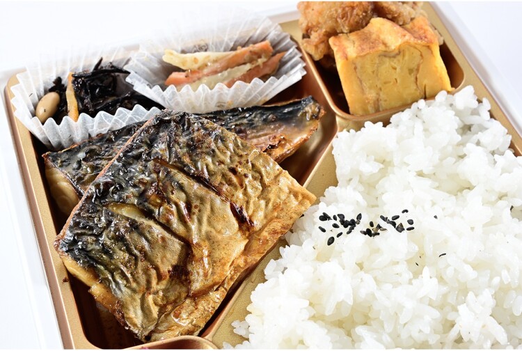 お魚弁当（さば塩焼）【DODAのお弁当】